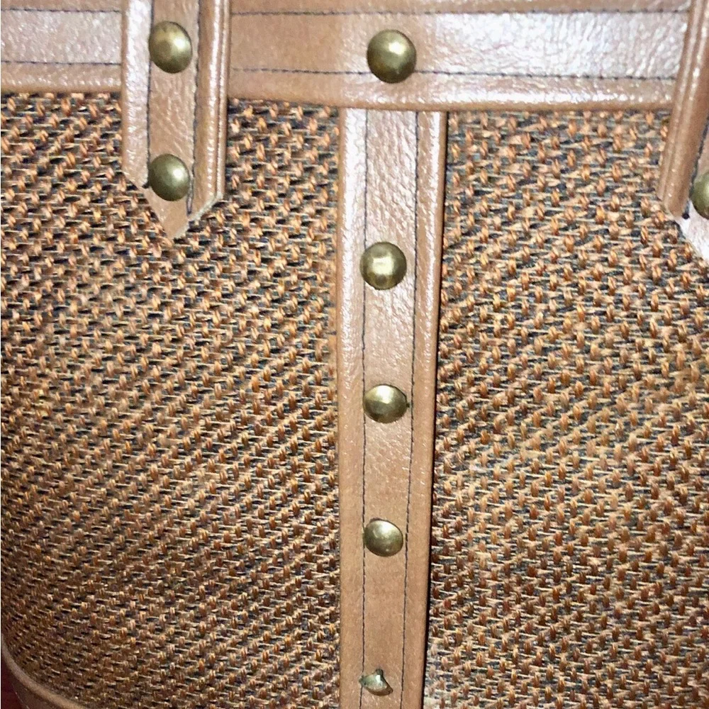 Woven vintage hardbody Brown bucket Tote Bag with Horse Motif